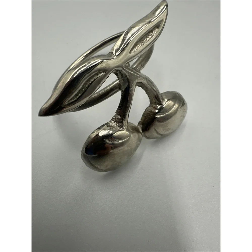 Set of 4 Vintage Pewter Cherry Fruit Napkin‎ Rings
